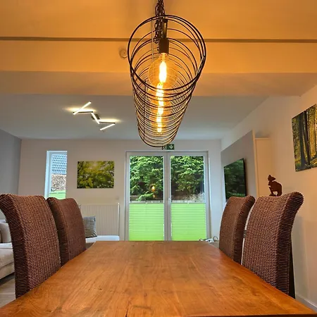 Vennoase מונשאו