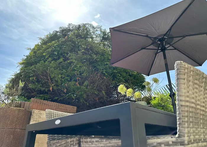 Vennoase Μονσάου